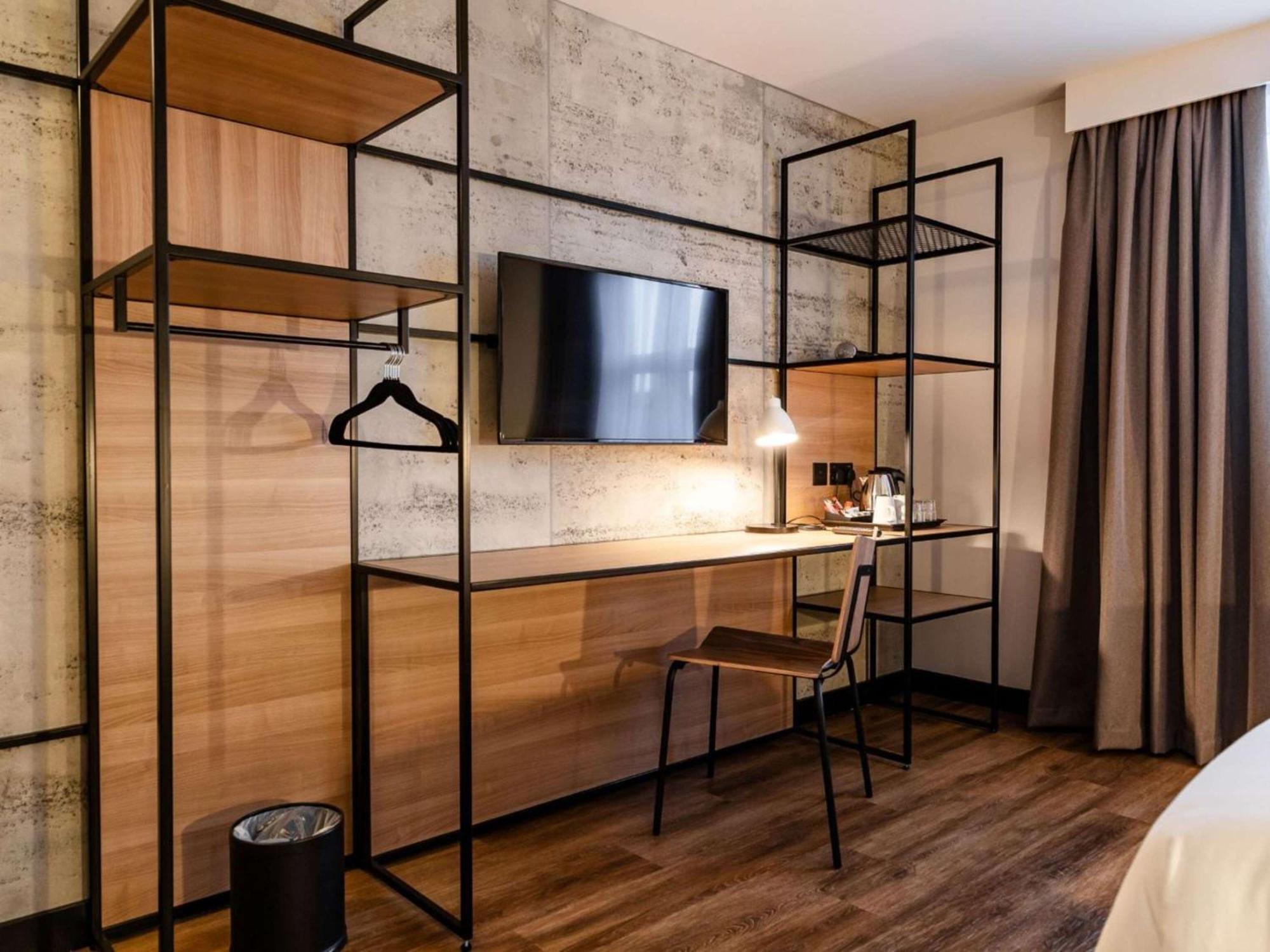 Ibis Coleraine Riverside Екстериор снимка