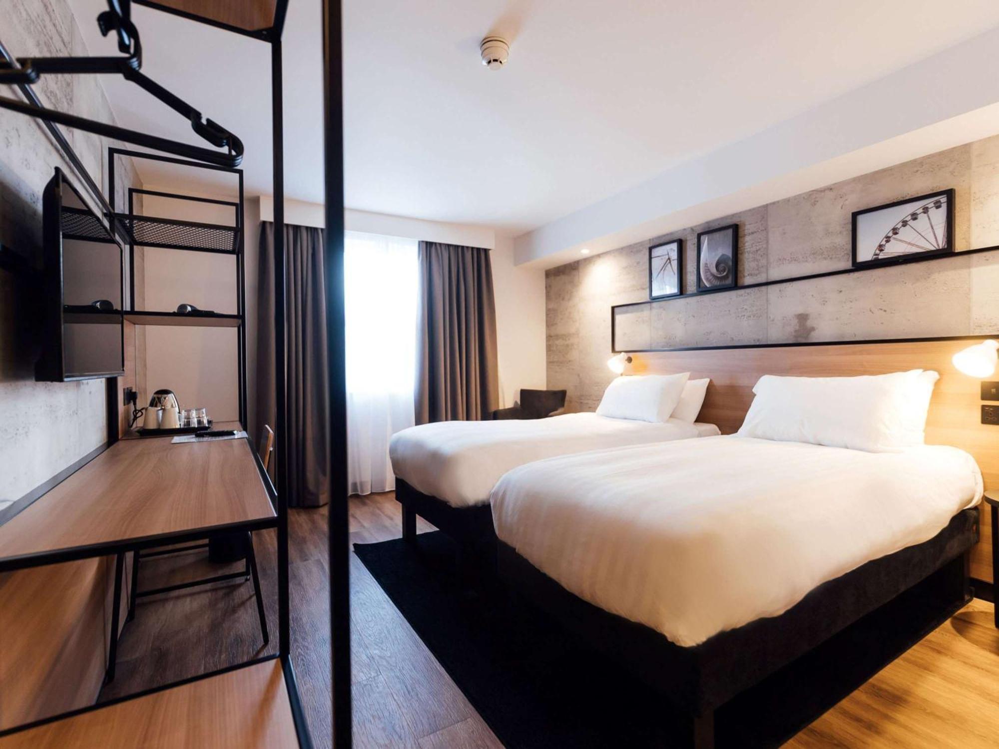 Ibis Coleraine Riverside Екстериор снимка