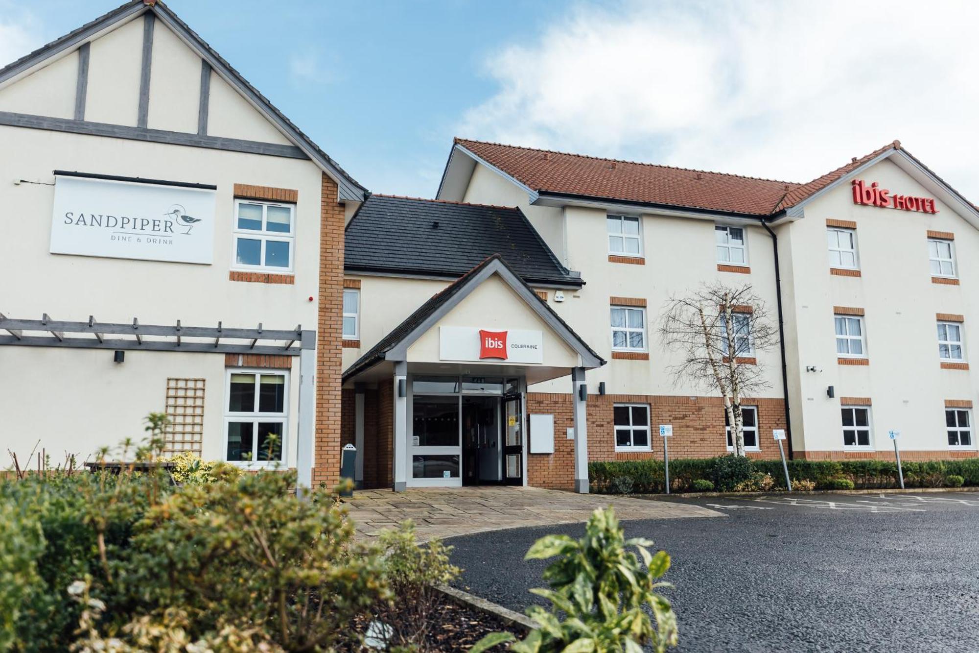 Ibis Coleraine Riverside Екстериор снимка